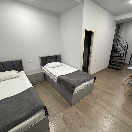 Hotel Lux Plaza P'arak'ar Zewnętrze zdjęcie