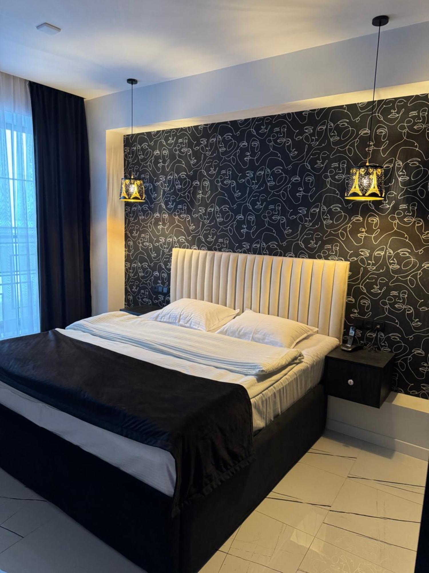 Hotel Lux Plaza P'arak'ar Zewnętrze zdjęcie