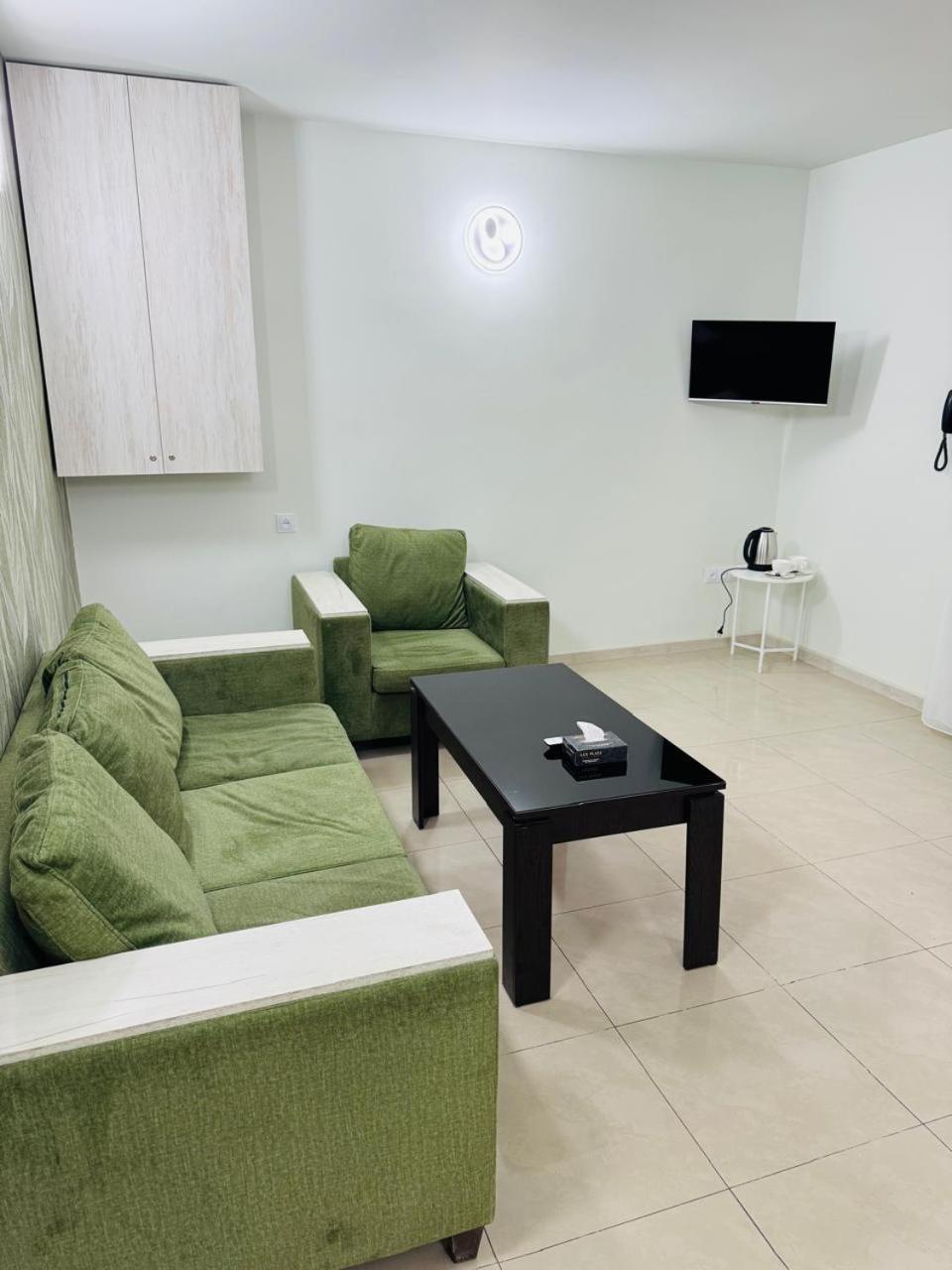 Hotel Lux Plaza P'arak'ar Zewnętrze zdjęcie